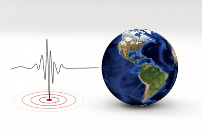 What are the vibrations caused by the release of energy in an earthquake?